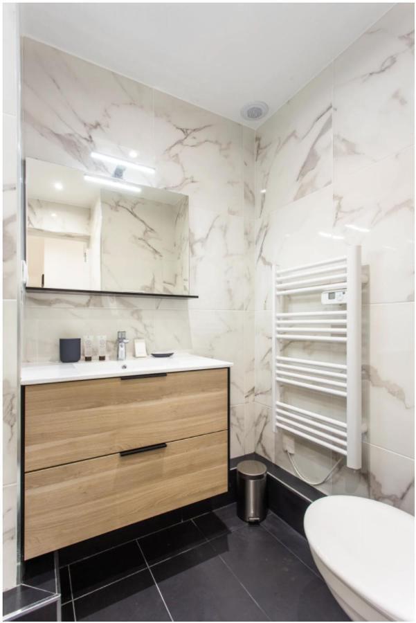 Cmg Residence Buttes Chaumont - Botzaris Paris Bagian luar foto